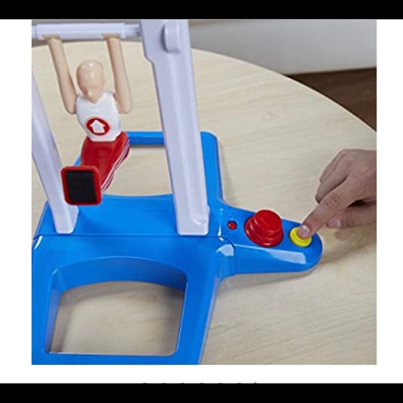 HASBRO Fantastic Gymnastics Children’s Game NEW - Picture 2 of 5